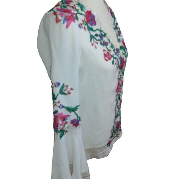 Tadashi Shoji Long Sleeve Boho White Floral Embroidery Bell Sleeve Blouse - Picture 3 of 12